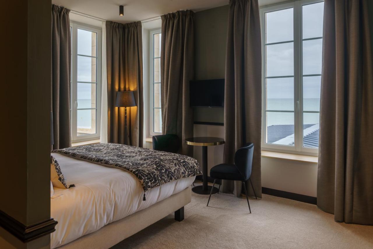 Hotel De La Plage Lion-sur-Mer Eksteriør billede