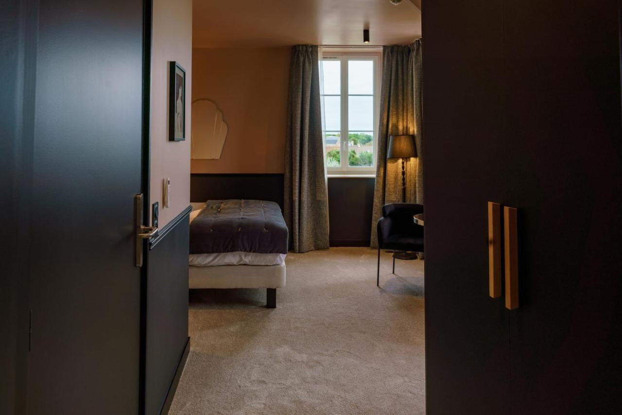 Hotel De La Plage Lion-sur-Mer Eksteriør billede