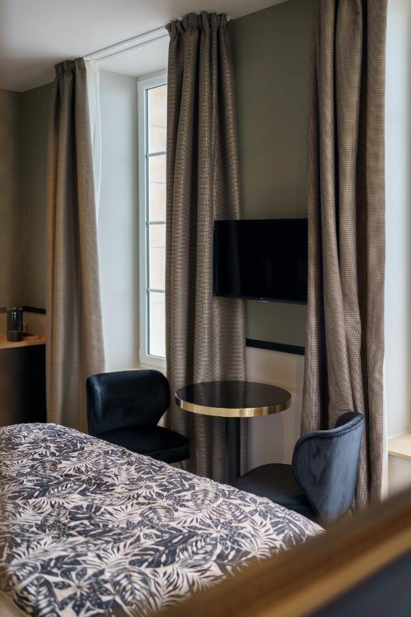 Hotel De La Plage Lion-sur-Mer Eksteriør billede