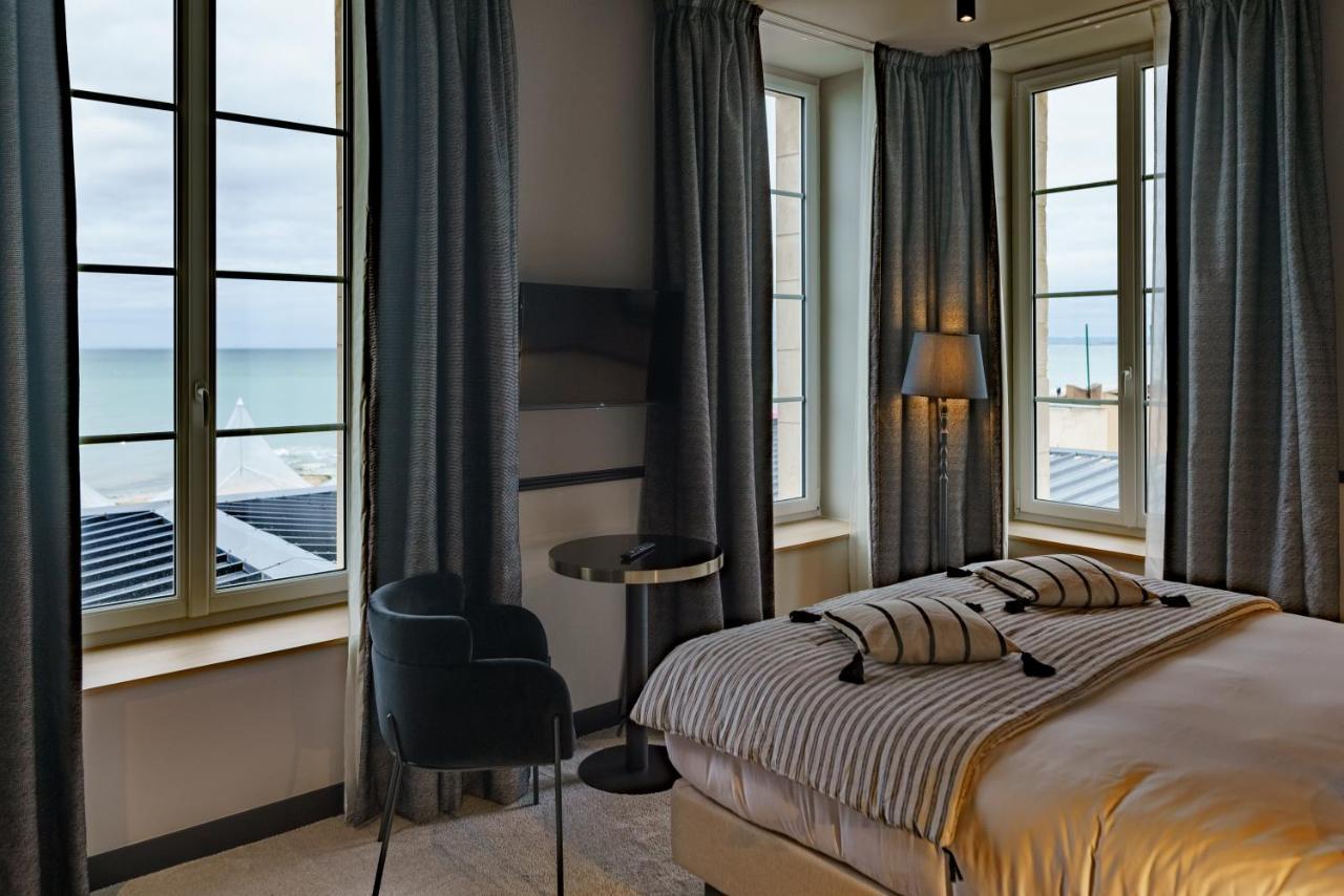 Hotel De La Plage Lion-sur-Mer Eksteriør billede